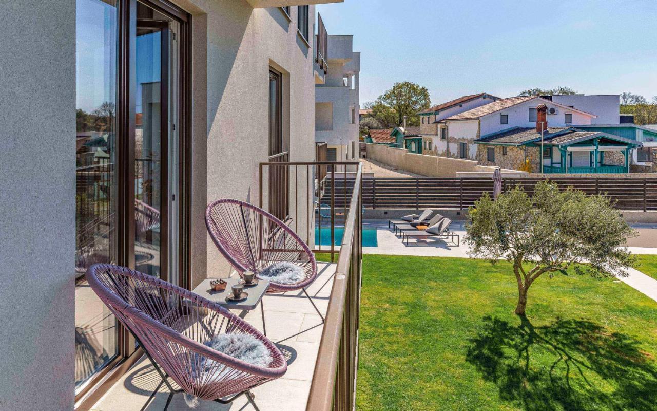 Ap Caci Mit Pool - Istriensonne 0712-0737 Apartamento Medulin Exterior foto
